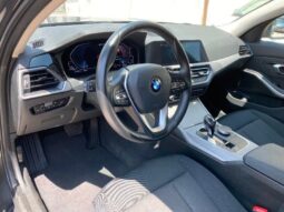 BMW 320e Touring Business Advantage pieno